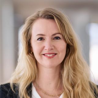 Martina Schulte, Steuerberaterin